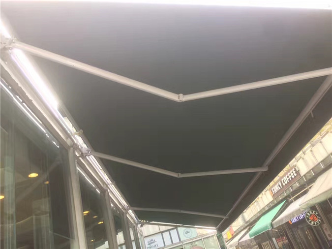 電動伸縮、和手搖伸縮