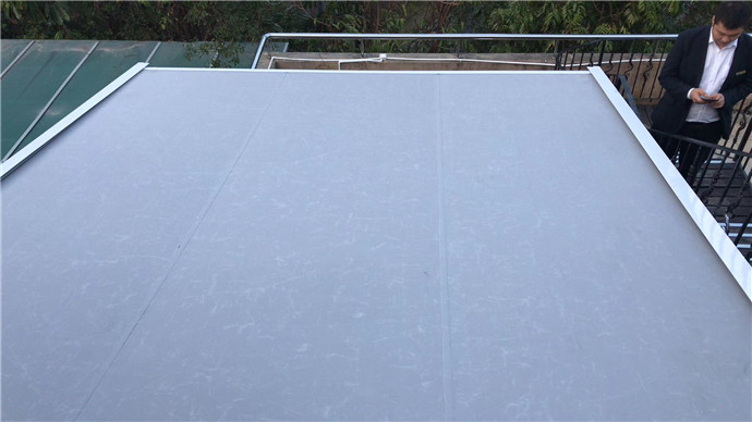 帳篷、雨棚